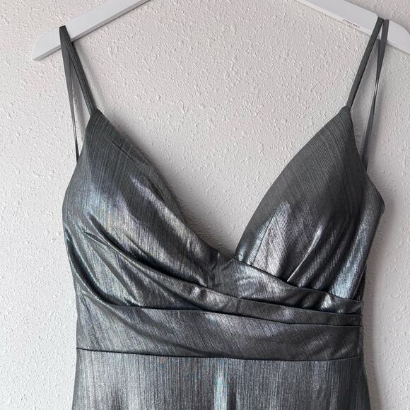 Ieena for Mac Duggal Plunging Surplice V-Neck Sleeveless Open Back Sheath Gown - Picture 4 of 8